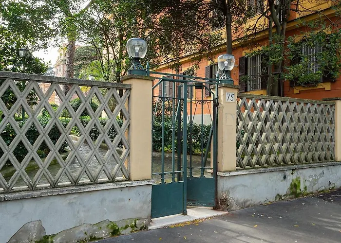 Apartment Auditorium Elegant Flat In The Park